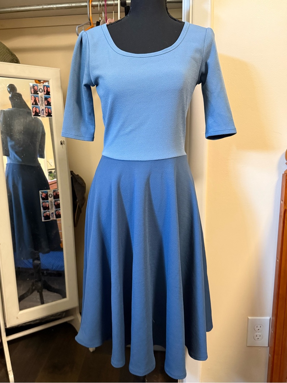 LuLaRoe Two-Tone Blue Scoop Neck Midi Dress